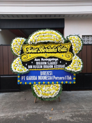 Papan Bunga Duka di Sindangsono